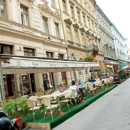 Danube Escapes Budapest- 3br Budapeşte