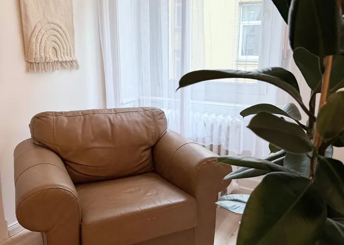 Danube Escapes Budapest- 3br Budapest