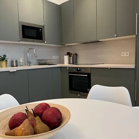 アパート Danube Escapes Budapest- 3br